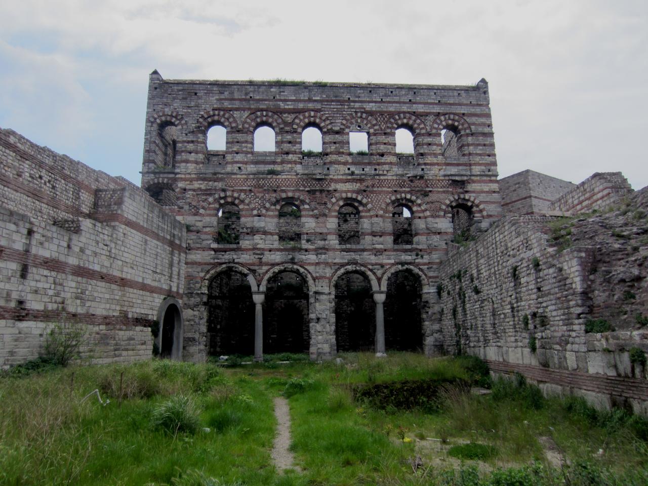 Palace of the Porphyrogenitus (Tekfur Palace) before restoration in Istanbul, Türkiye, Feb. 18, 2020. (Photo via Wikimedia)