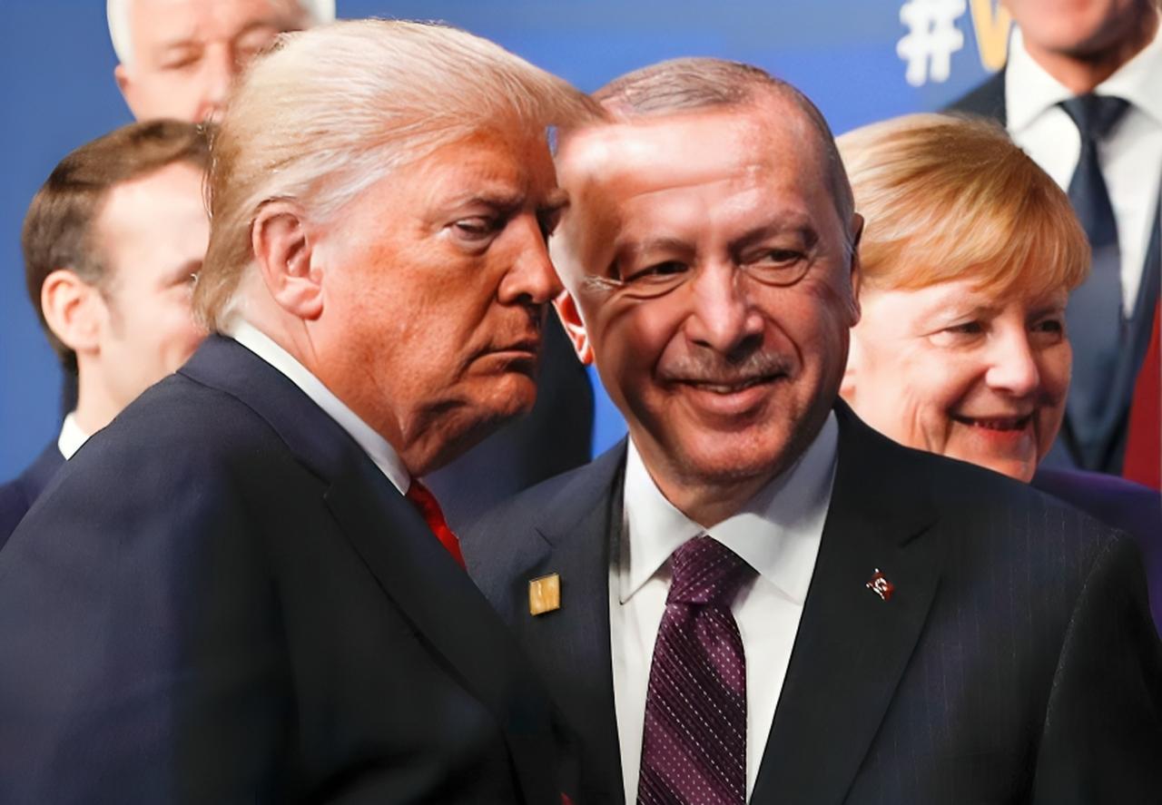 U.S. President Donald Trump (L) and President Recep Tayyip Erdogan (R) leave the stage after the family photo to head to the plenary session at the NATO summit at the Grove hotel in Watford, London, UK, December 4, 2019. (AFP Photo)