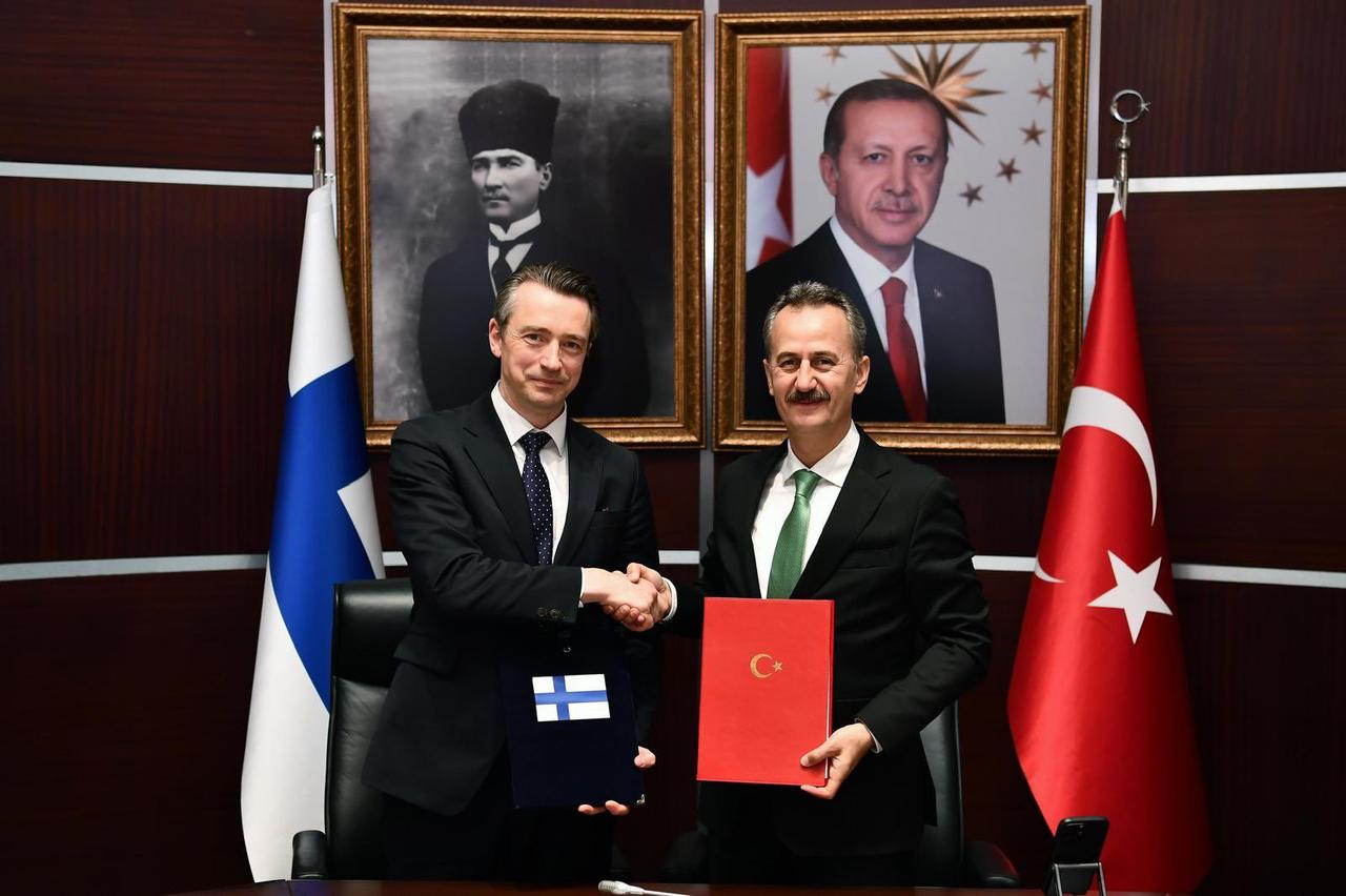 Turkish Defense Industry President Haluk Gorgun and Finlands Director General for Resource Policy and National Armaments Director Olli Ruutu in Ankara, Türkiye on June 2, 2025. (Photo via X/@halukgorgun)