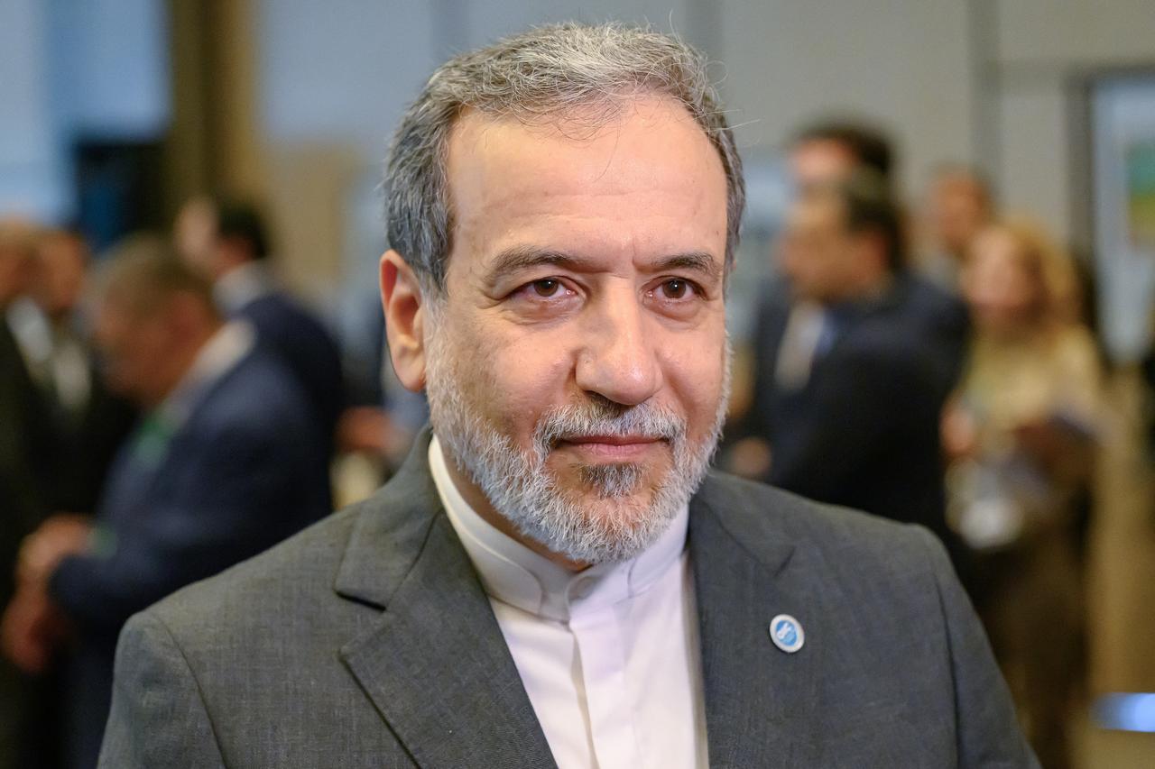 Iran foreign minister Abbas Araghchi speaks journalists ahead the family photo during the 51st session of the Council of Foreign Ministers of the Organization of Islamic Cooperation (OIC) in Istanbul, on June 21, 2025. (AFP Photo)