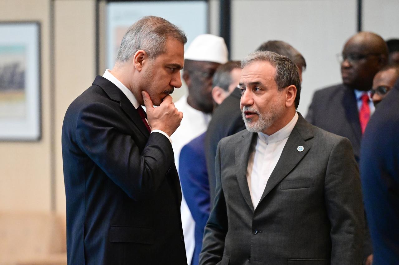 Turkish Foreign Minister Hakan Fidan (L) meets with Iranian Foreign Minister Abbas Araghchi (R) during the 51st Meeting of the Council of Foreign Ministers of the Organization of Islamic Cooperation (OIC) in Istanbul, Türkiye, on June 21, 2025. (AA Photo)