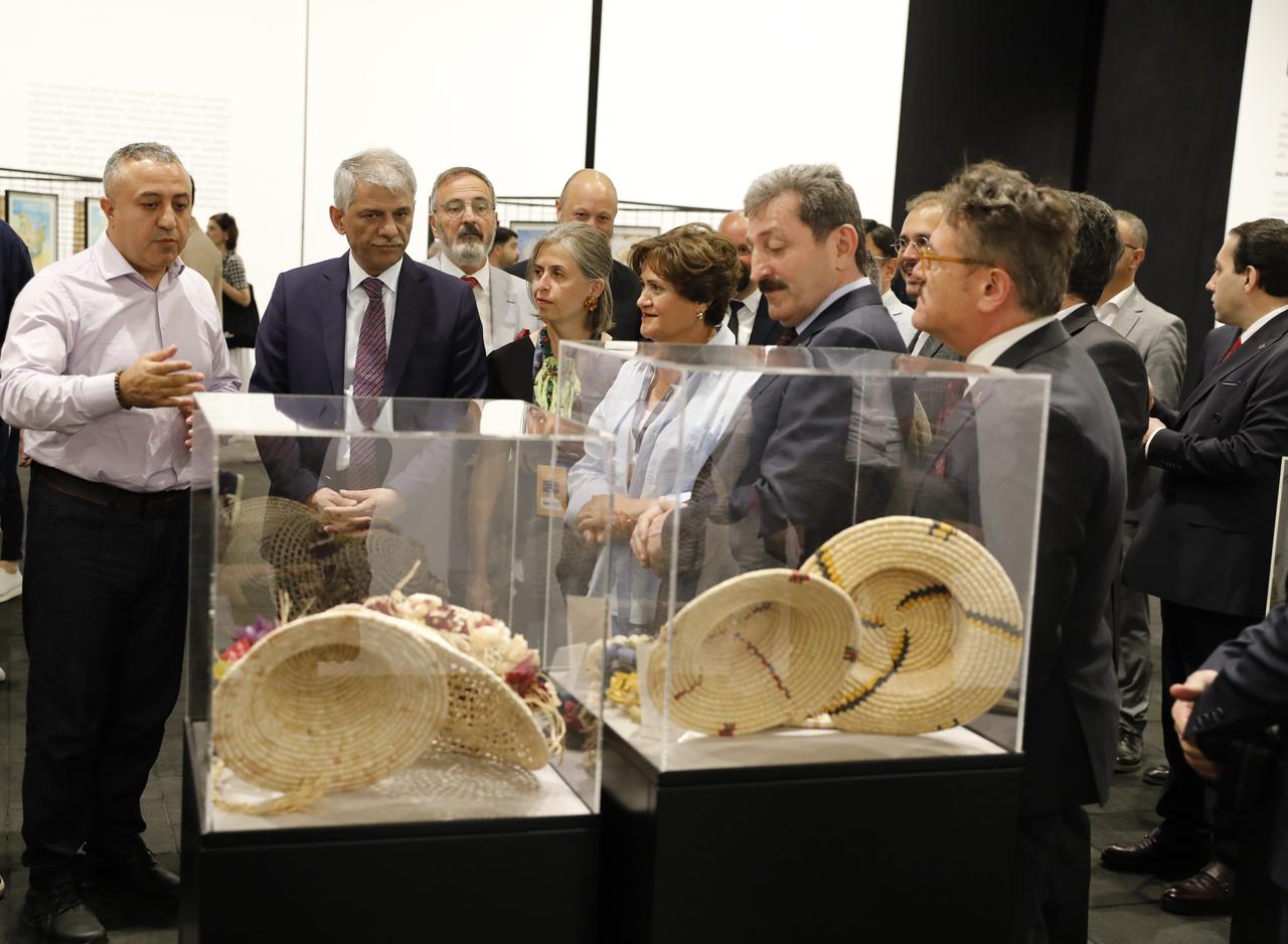 Türkiyes Deputy Minister of Culture and Tourism Nadir Alpaslan and accompanying officials visit the “Living Heritage” exhibition during the Türkiye Cultural Route Festival in Samsun, Türkiye, on June 21, 2025. (AA Photo)