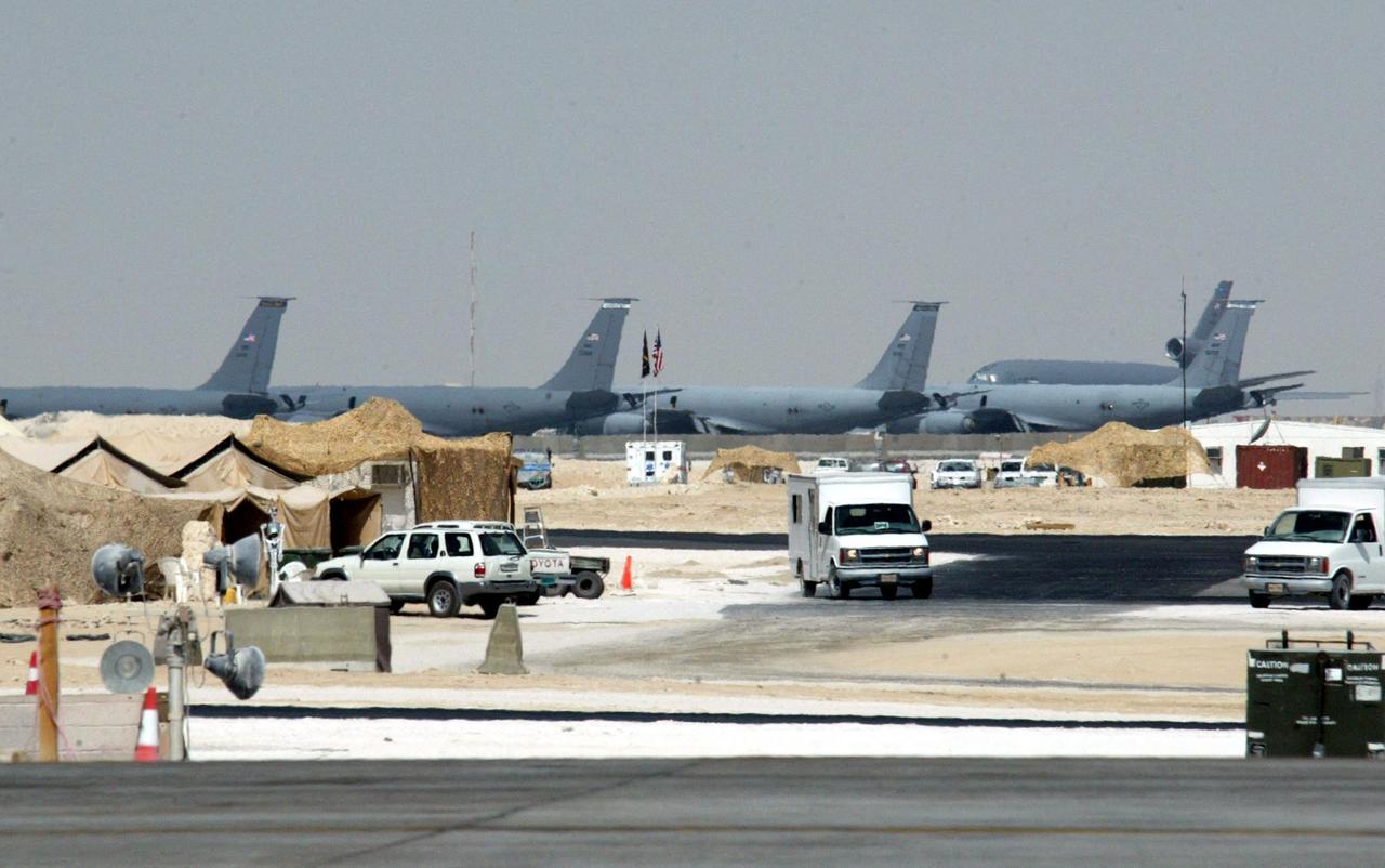 A general view of the Al-Udeid US military air base, south of Doha, Qatar on October 23, 2002. (AFP Photo)