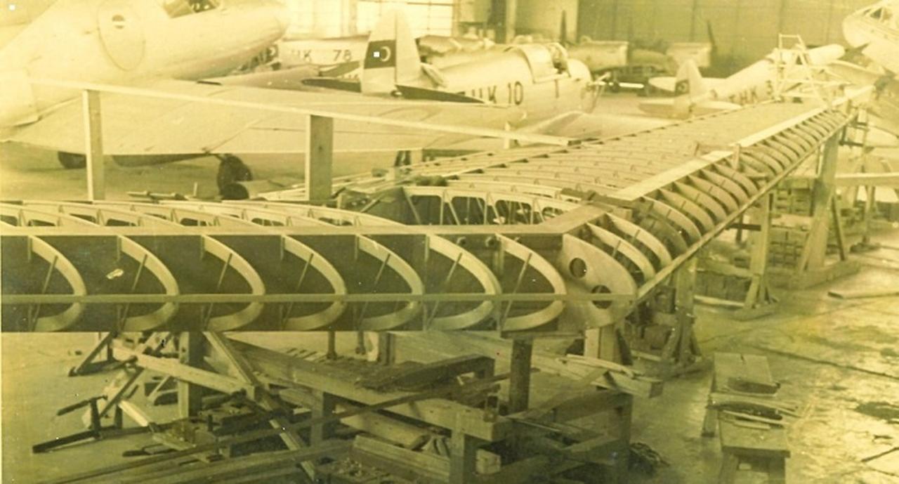 THK-13 production in progress, 1940s. (Photo via Mustafa Kilic's archive)