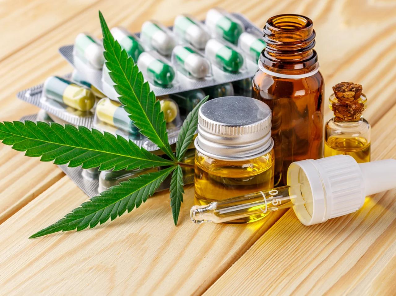 Medicinal cannabis product next to a cannabis leaf, accessed on June 25, 2025. (Photo via Giving)