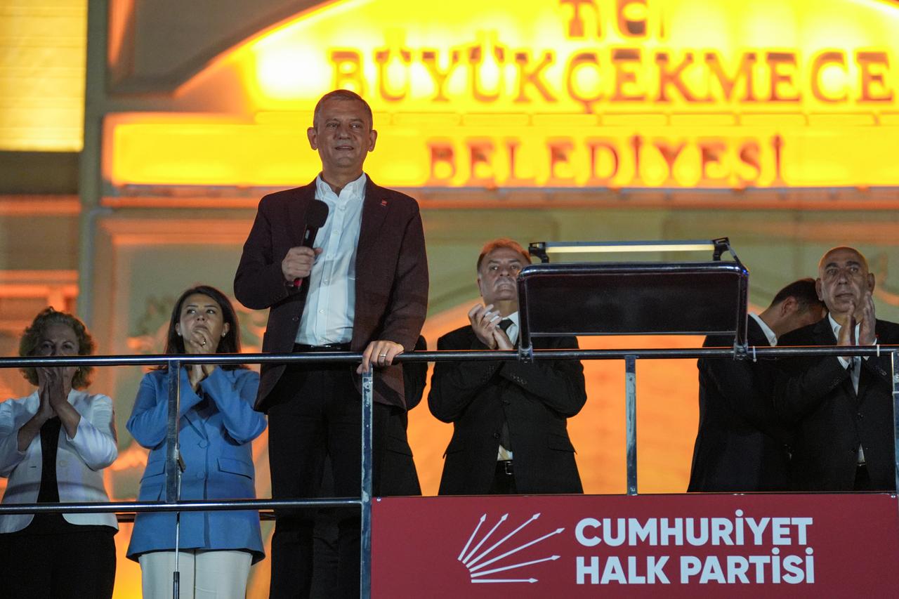 Main opposition Republican People's Party (CHP) Chairman Ozgur Ozel attends and delivers a speech at his party's rally in Buyukcekmece on June 25, 2025. (AA Photo)