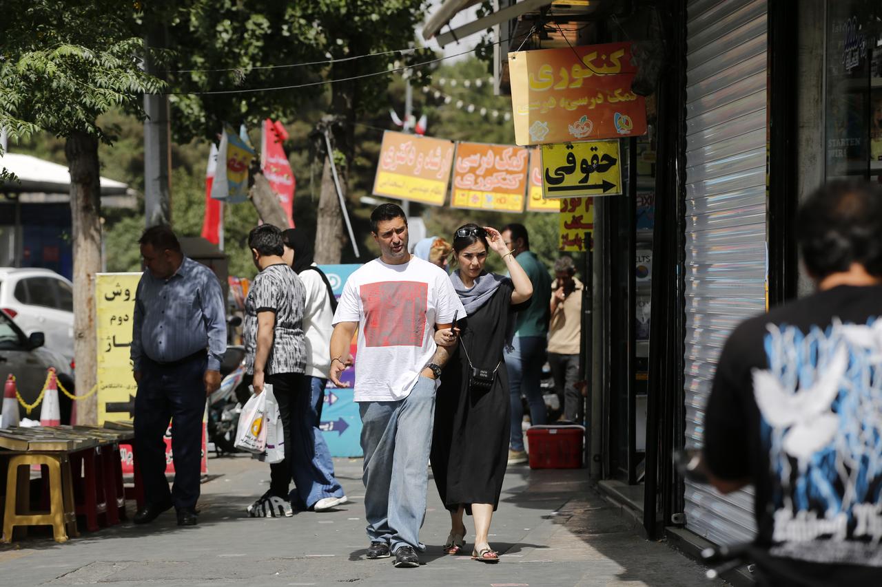 Streets are crowded in the city center as citizens are relieved to return to their daily routines, in Tehran, the capital of Iran, June 26, 2025. (AA Photo)