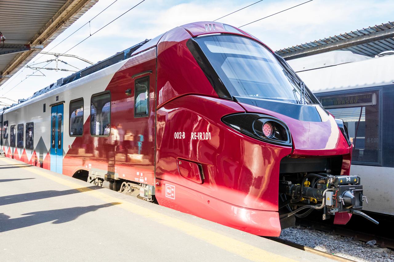 An Alstom train stands at the platform of Bucharest North Railway Station (Gara de Nord Bucuresti), accessed on June 27, 2025. (Adobe Stock Photo)