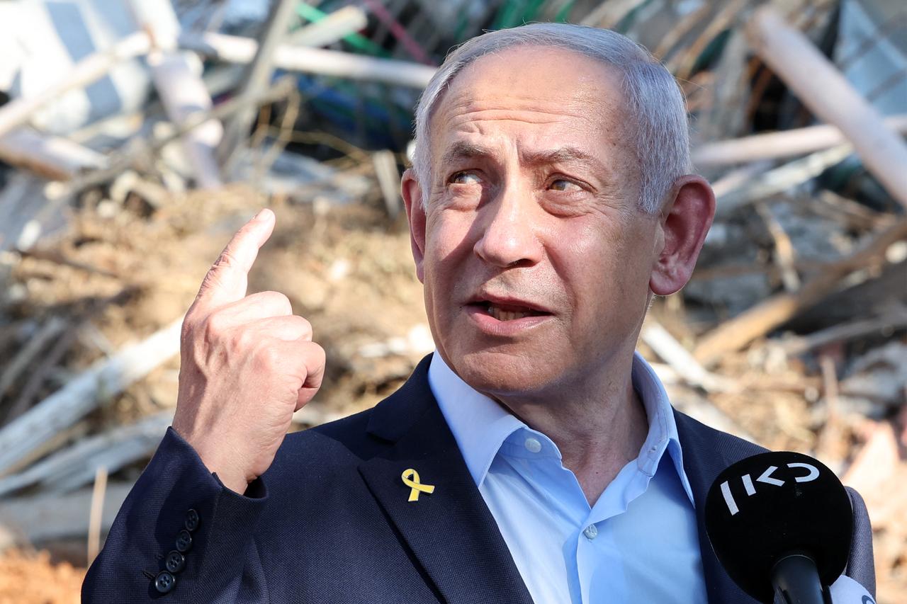 Israel's Prime Minister Benjamin Netanyahu gives a statement during a visit to the site of the Weizmann Institute of Science, which was hit by an Iranian missile barrage, in the central city of Rehovot on June 20, 2025. (AFP Photo)