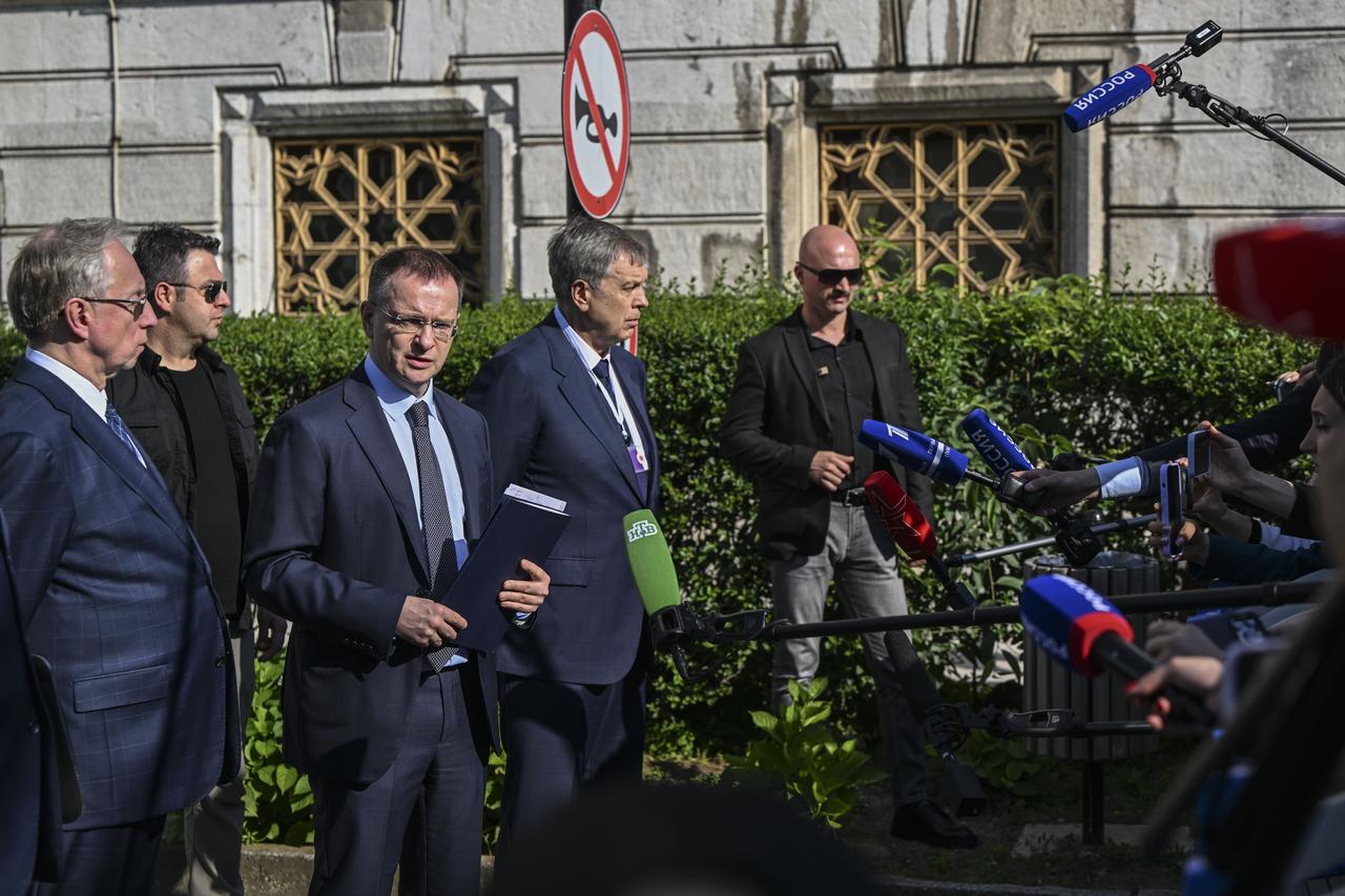 ISTANBUL, TURKIYE - JUNE 2: Aide to the President of Russia, Vladimir Medinsky (C), arrives at the press area in Ciragan Palace to make a statement following the 2nd round of Russia-Ukraine peace talks in Istanbul, Turkiye on June 2, 2025.   ( Murat ?engül - Anadolu Agency )