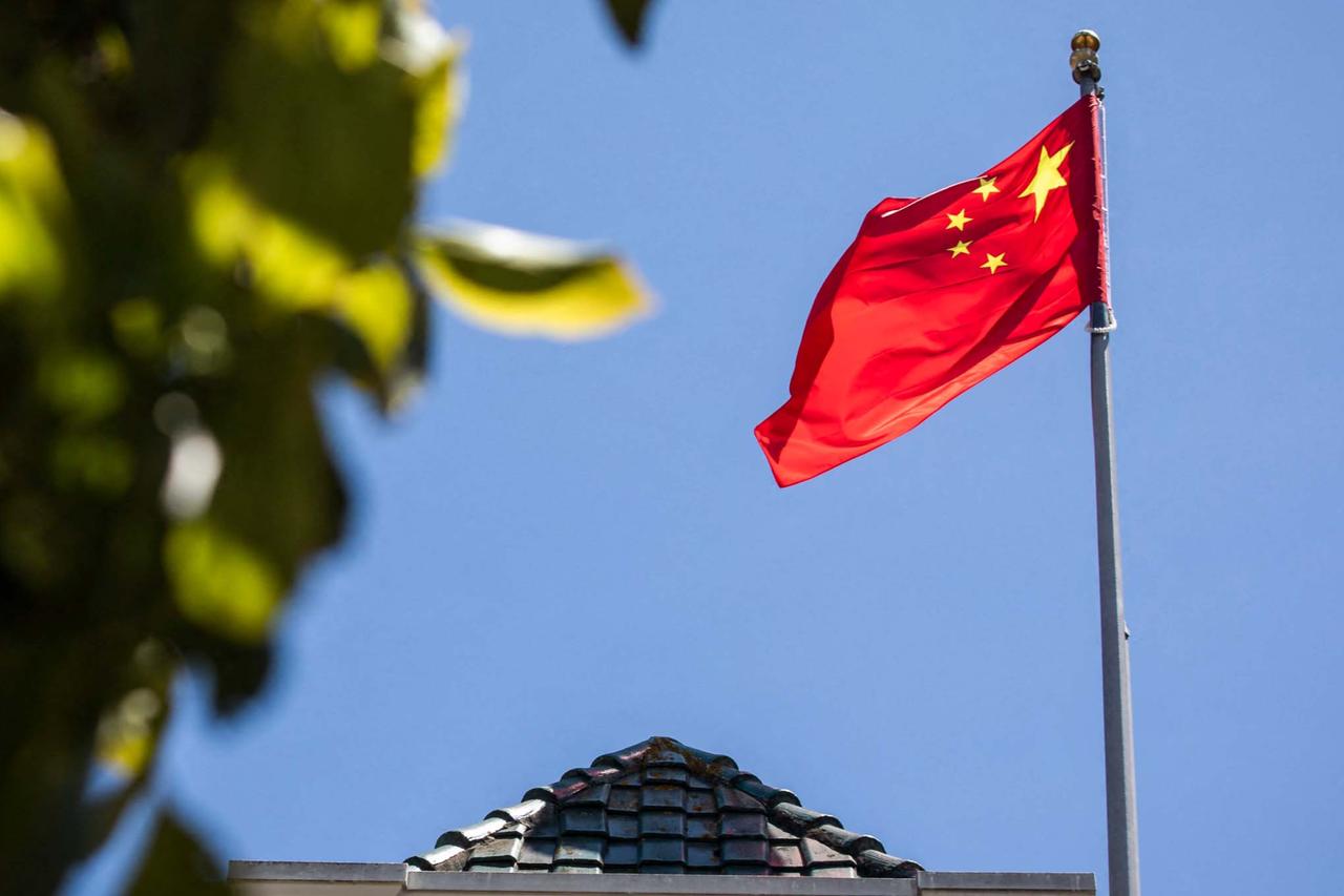 The flag of the Peoples Republic of China flies above the countrys consulate in San Francisco, California, on 23 July 2020. (AFP Photo)