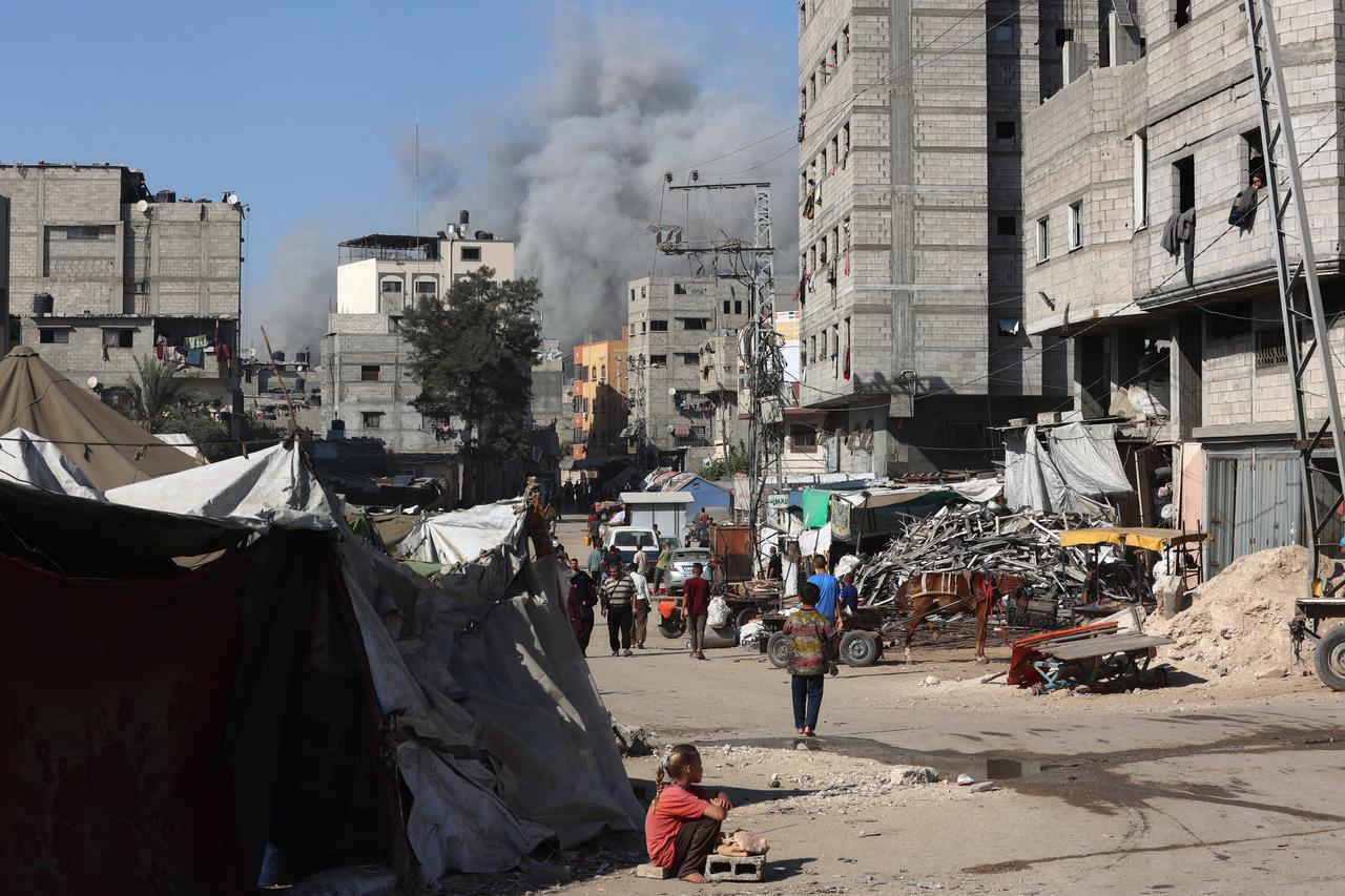 Smoke billows after an Israeli strike on Gaza City on June 28, 2025. (AFP Photo)