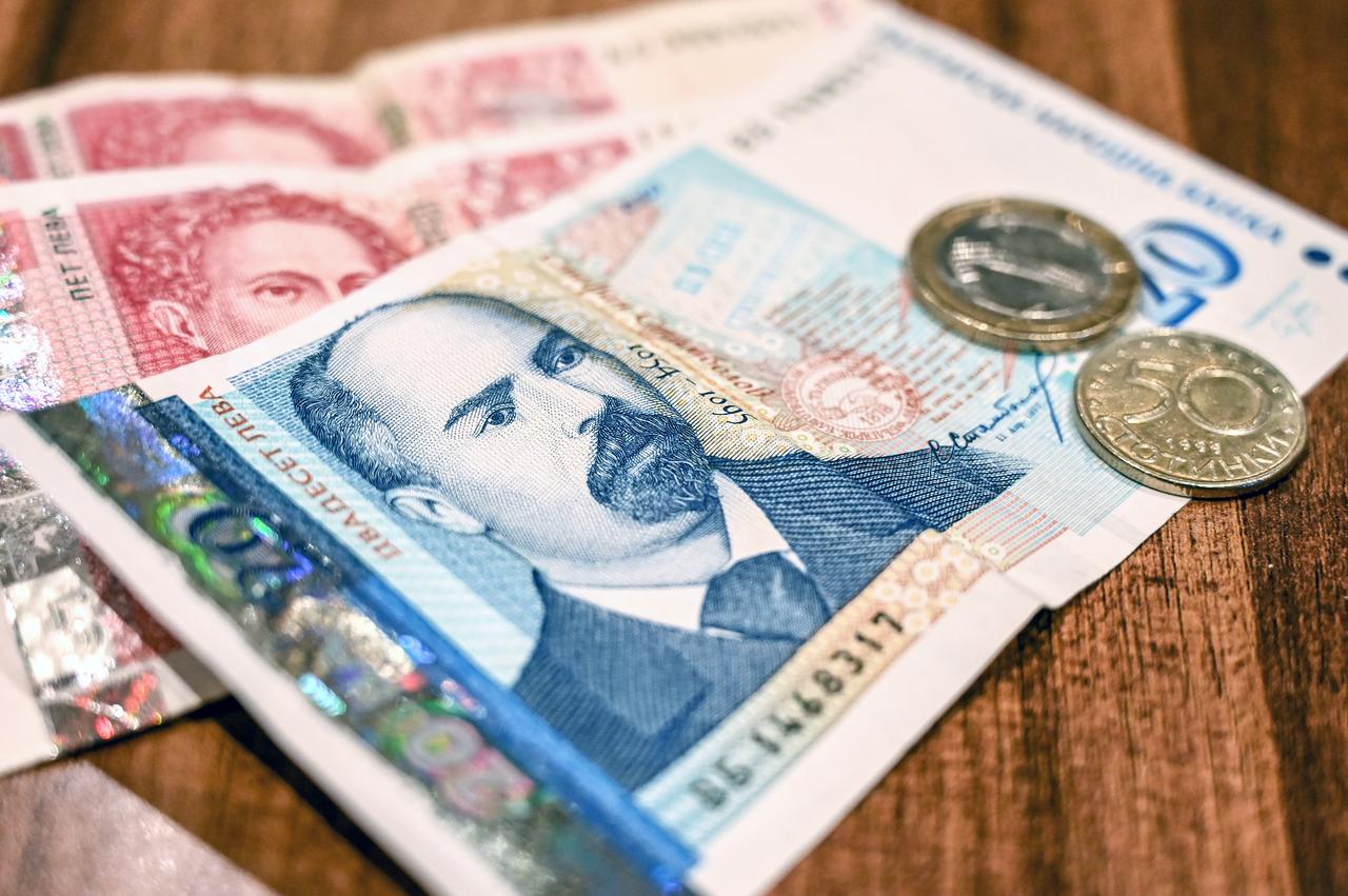 Bulgarian banknotes and coins featuring national figures and denominations, representing the country's current currency, the lev, ahead of its planned transition to the euro in 2026, accessed on June 4, 2025. (Adobe Stock Photo)