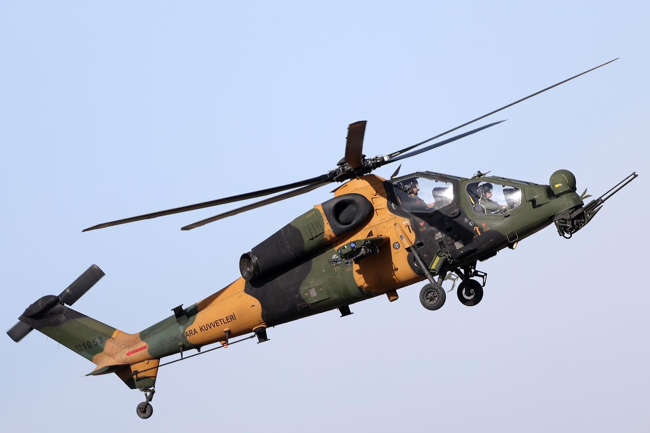 KONYA, TURKIYE - MAY 22: Helicopters and planes perform during the International Anatolian Phoenix Exercise 2025 at the 3rd Main Jet Base Command in Konya, Turkiye on May 22, 2025. ( Serhat Çetinkaya - Anadolu Agency )