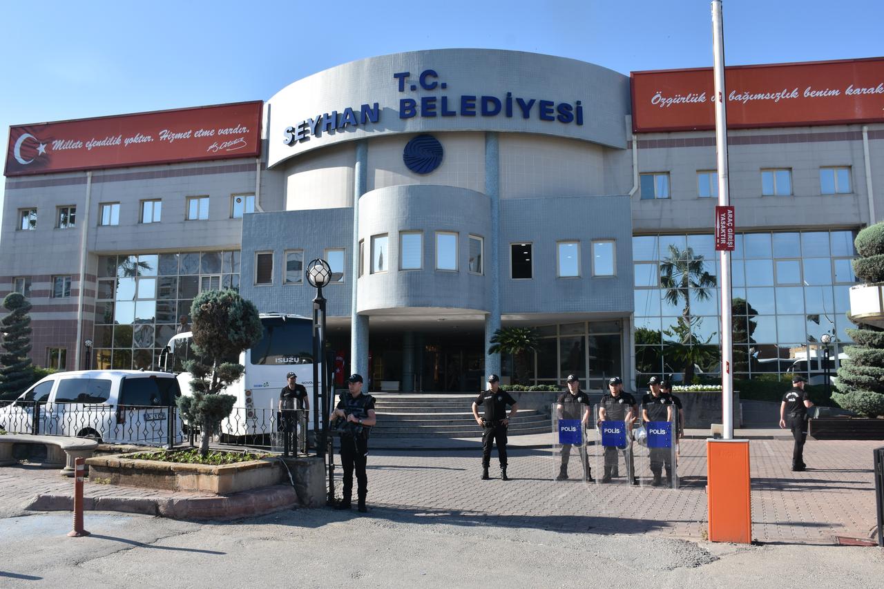 Police units have implemented security measures around the Seyhan Municipality in Adana, Türkiye on 31 May, 2025. (AA Photo) 