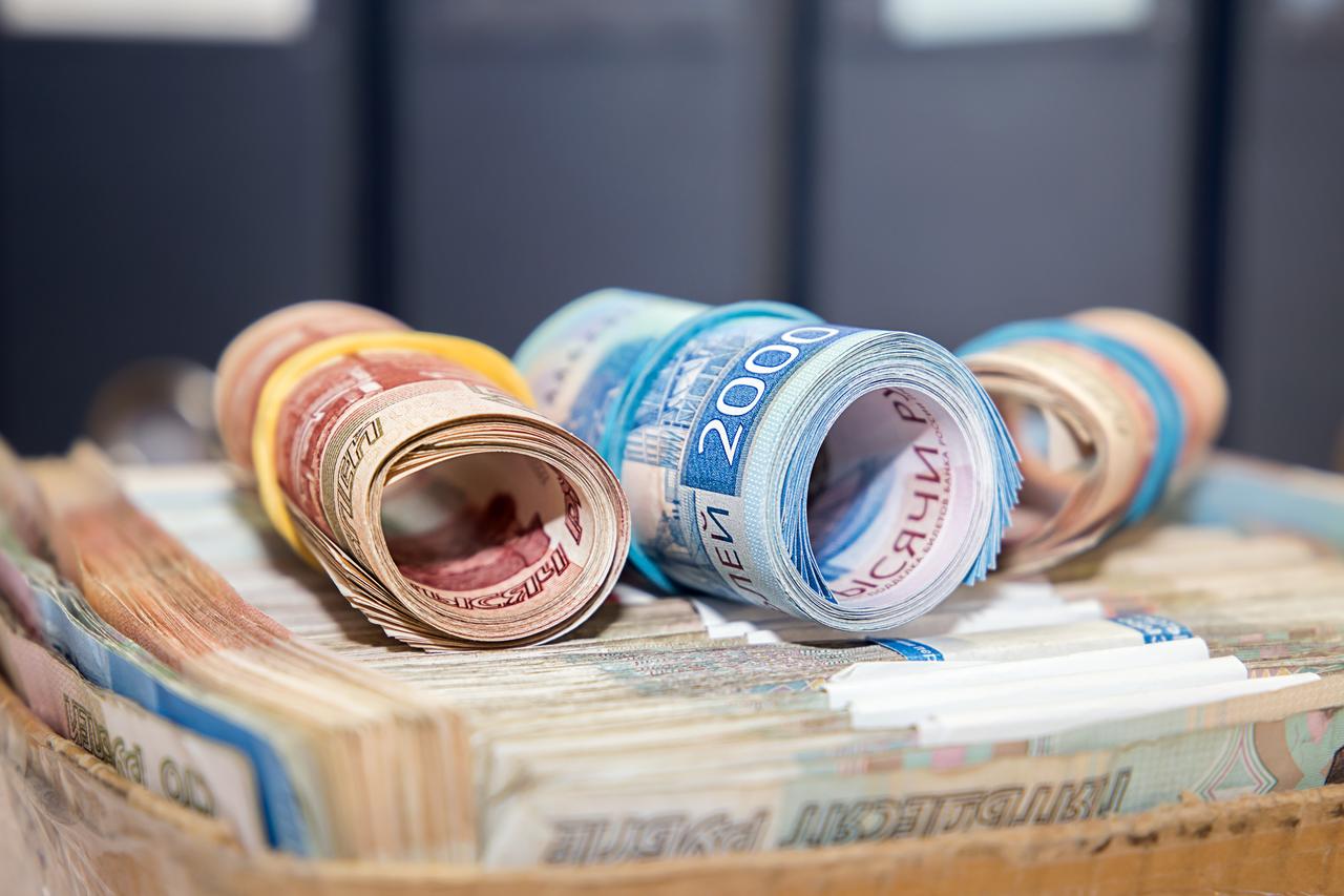 Rolled bundles of Russian ruble banknotes in Moscow, Russia, accessed on June 7, 2025. (Adobe Stock Photo)