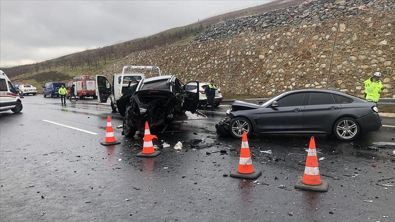 Chain traffic accident involves 4 vehicles in Bursa, Turkiye, February 5, 2023. (AA Photo)