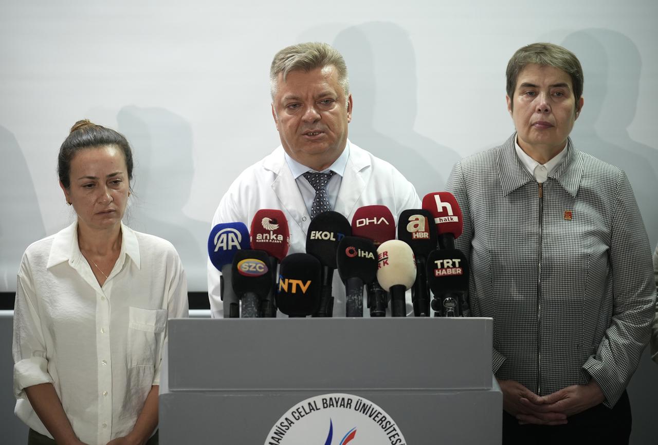 Manisa Celal Bayar University Hafsa Sultan Hospital Chief Physician Prof. Dr. Ismet Topcu giving a statement regarding the health condition of Manisa Metropolitan Municipality Mayor Ferdi Zeyrek on 8 June, 2025. (AA Photo)