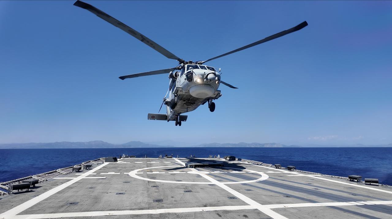 S-70B Seahawk aircraft lands to the TCG Gelibolu, one of the largest warships serving under the Turkish Naval Forces Command on 10 July, 2025. (IHA PHoto)