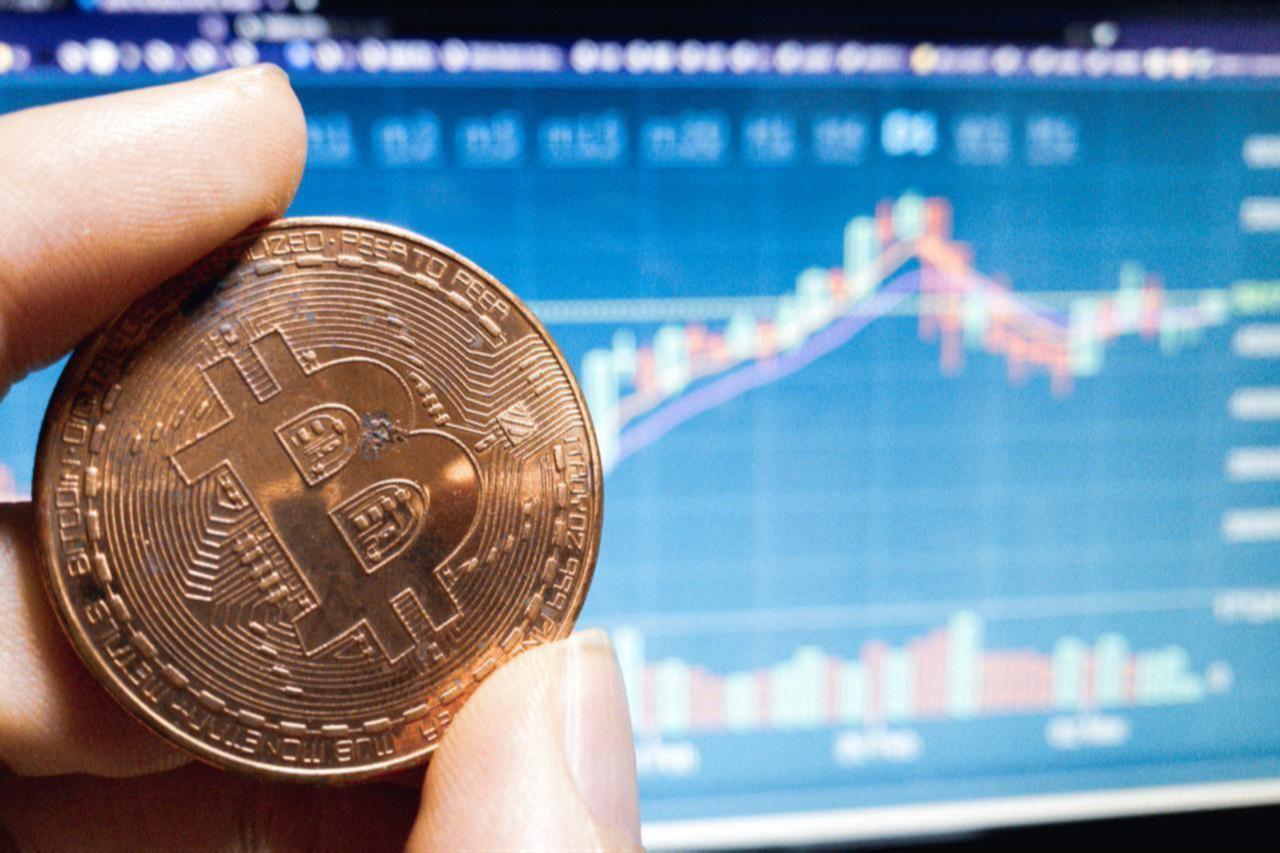 Bitcoin hits all-time high at $118K as altcoins rally, bulls take charge