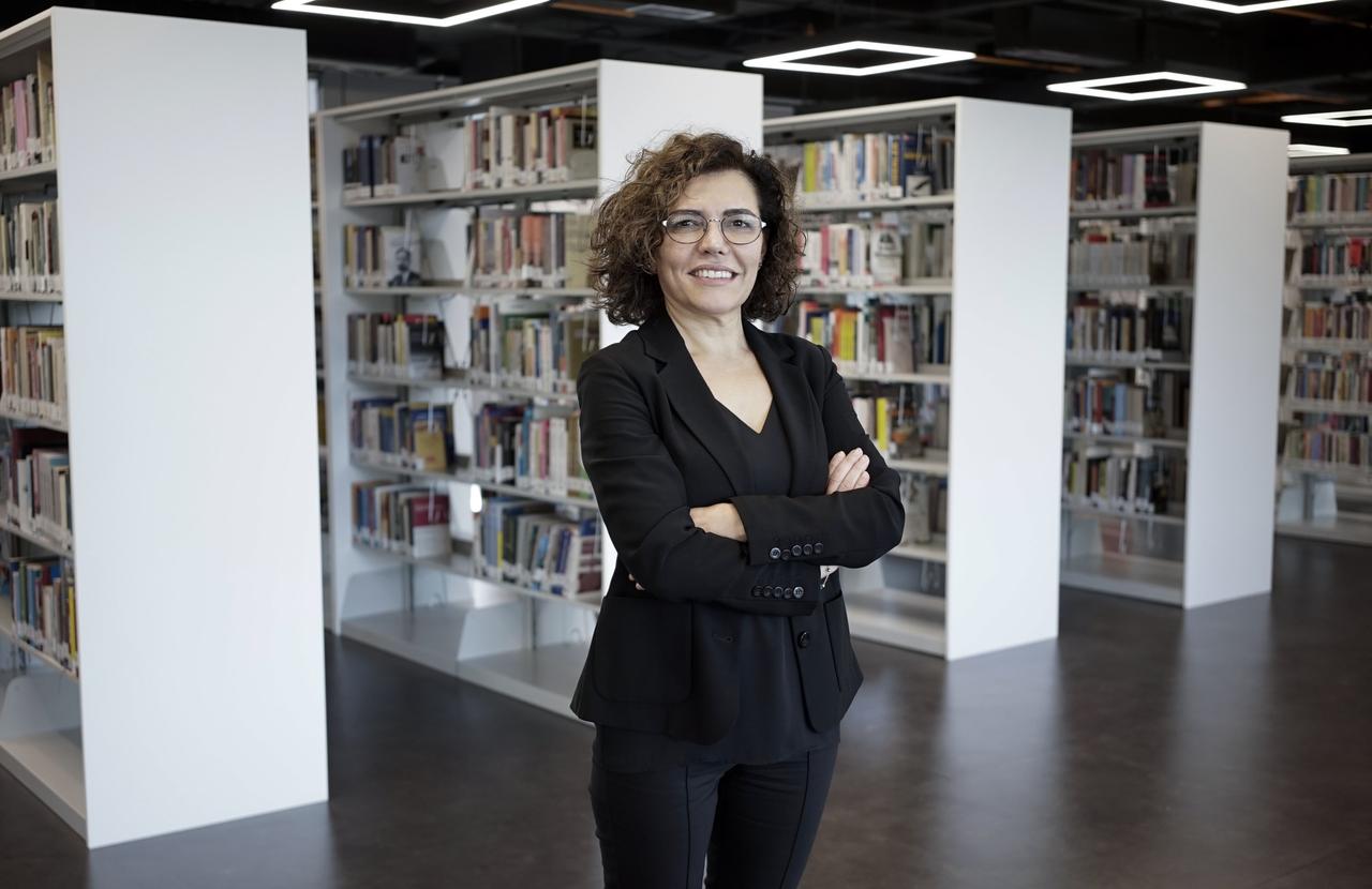 Professor Hatice Gulen, a faculty member at the Department of Molecular Biology and Genetics, Faculty of Engineering and Natural Sciences at Istinye University, speaks in Istanbul, Türkiye, July 10, 2025. (AA Photo)