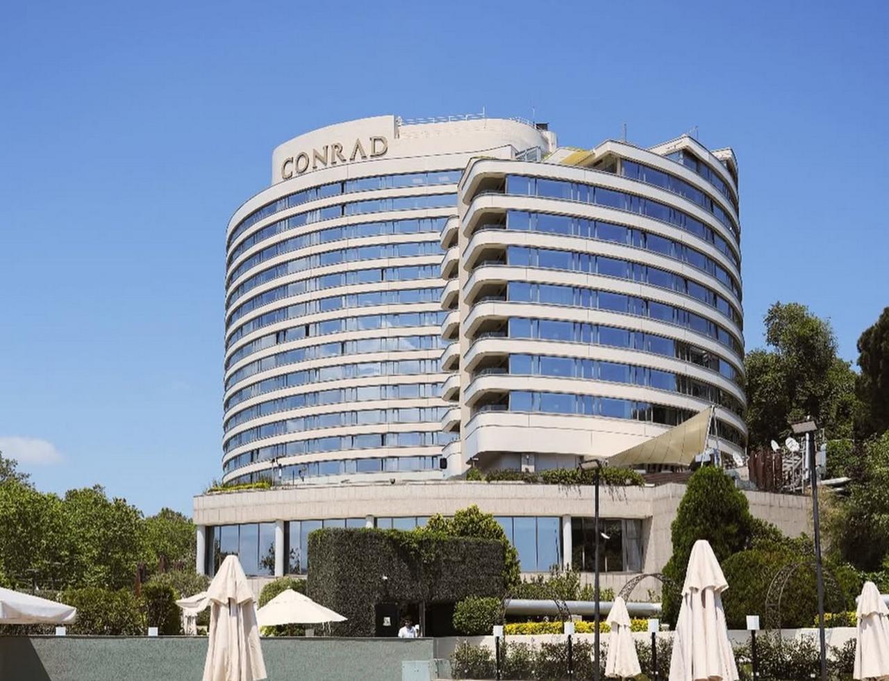 The Conrad Hotel hosts an elegant outdoor cinema event overlooking the Bosphorus, Istanbul, Türkiye, June 16, 2025. (Photo via Instagram / @conradistanbulbosphorus)