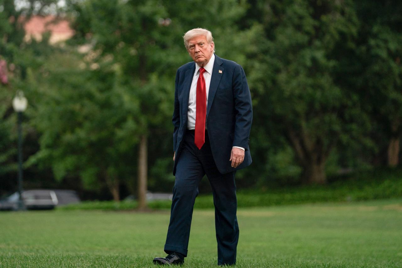 Trump to announce aggressive Ukraine weapons plan: Report Image