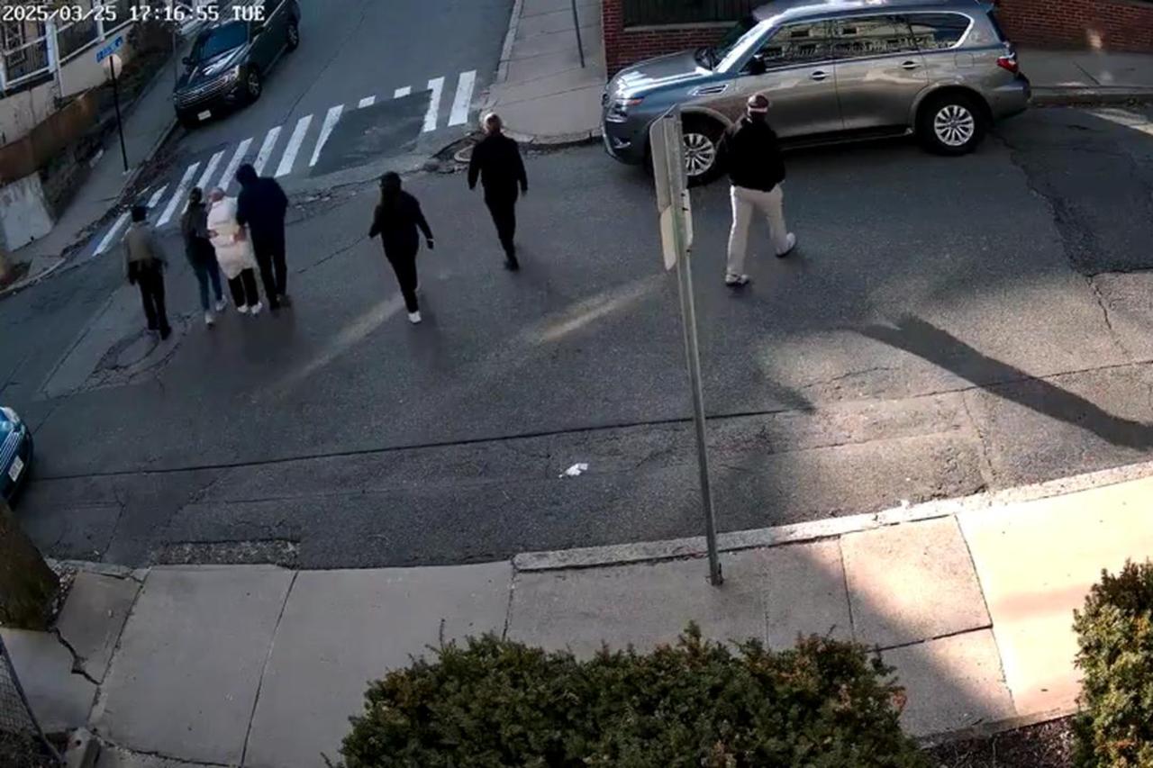 ICE agent says Rumeysa Ozturk's arrest was unprecedented priority from supervisors Image