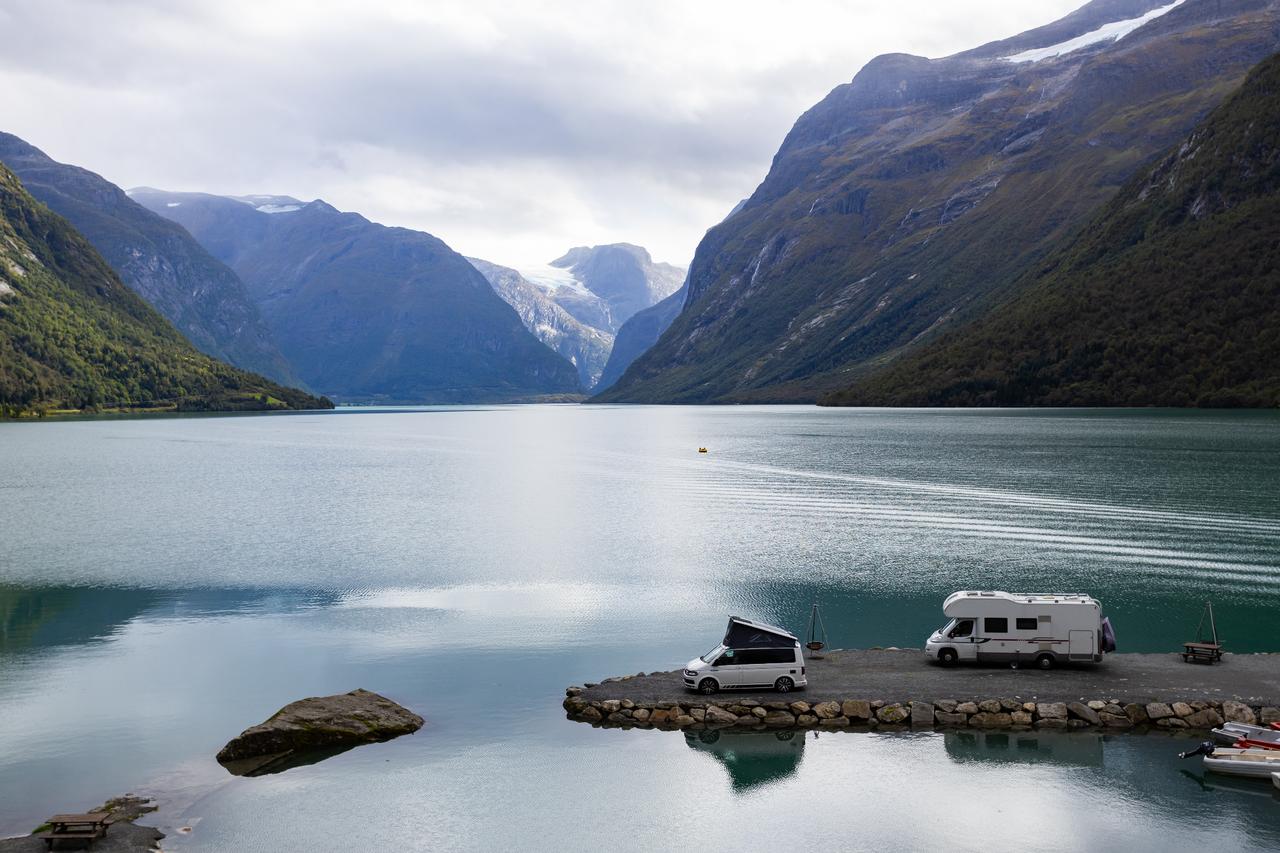 World’s 10 biggest lakes, shared dangers, Türkiye’s natural wonders under pressure Image