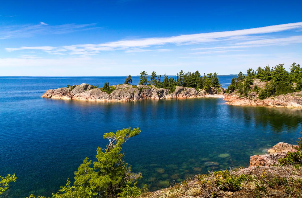 Rock peninsula on the north shore of Lake Superior, Duluth, Minnesota, United States, accessed July 17, 2025. (Adobe Stock Photo)