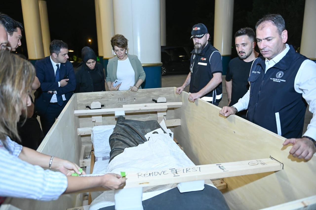 A view of Deputy Director General of Cultural Heritage and Museums Bulent Gonultas and his team during the logistical operations for the repatriation of the bronze statue of Roman Emperor Marcus Aurelius, looted from the ancient city of Boubon and returned to Türkiye after 65 years, July 18, 2025. (Photo via Ministry of Culture and Tourism)