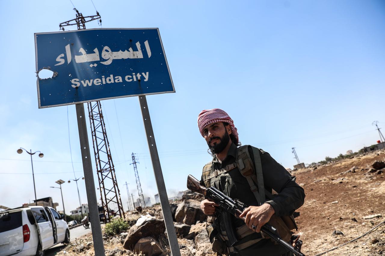 Clashes continue between Bedouin Arabs and some Druze armed groups in Sweida, Syria on July 19, 2025. (AA Photo)