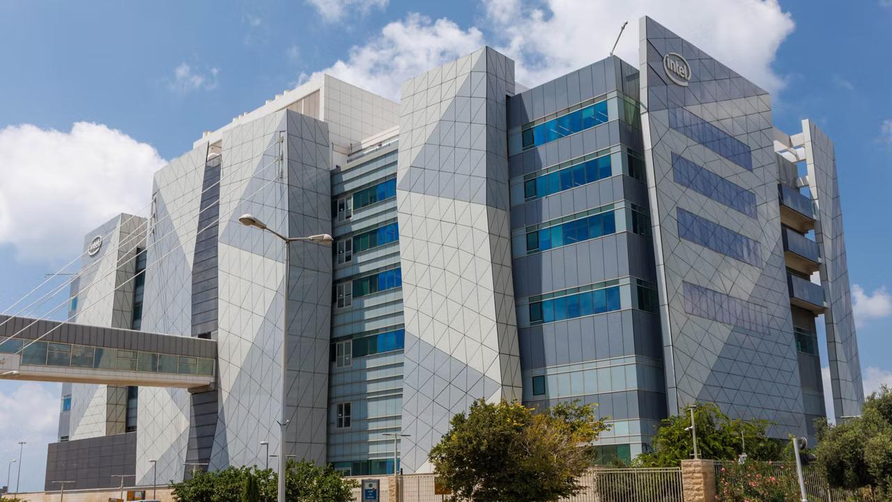 Intel's Fab 28 manufacturing facility in Kiryat Gat, Israel. (Photo via intel.co.il)