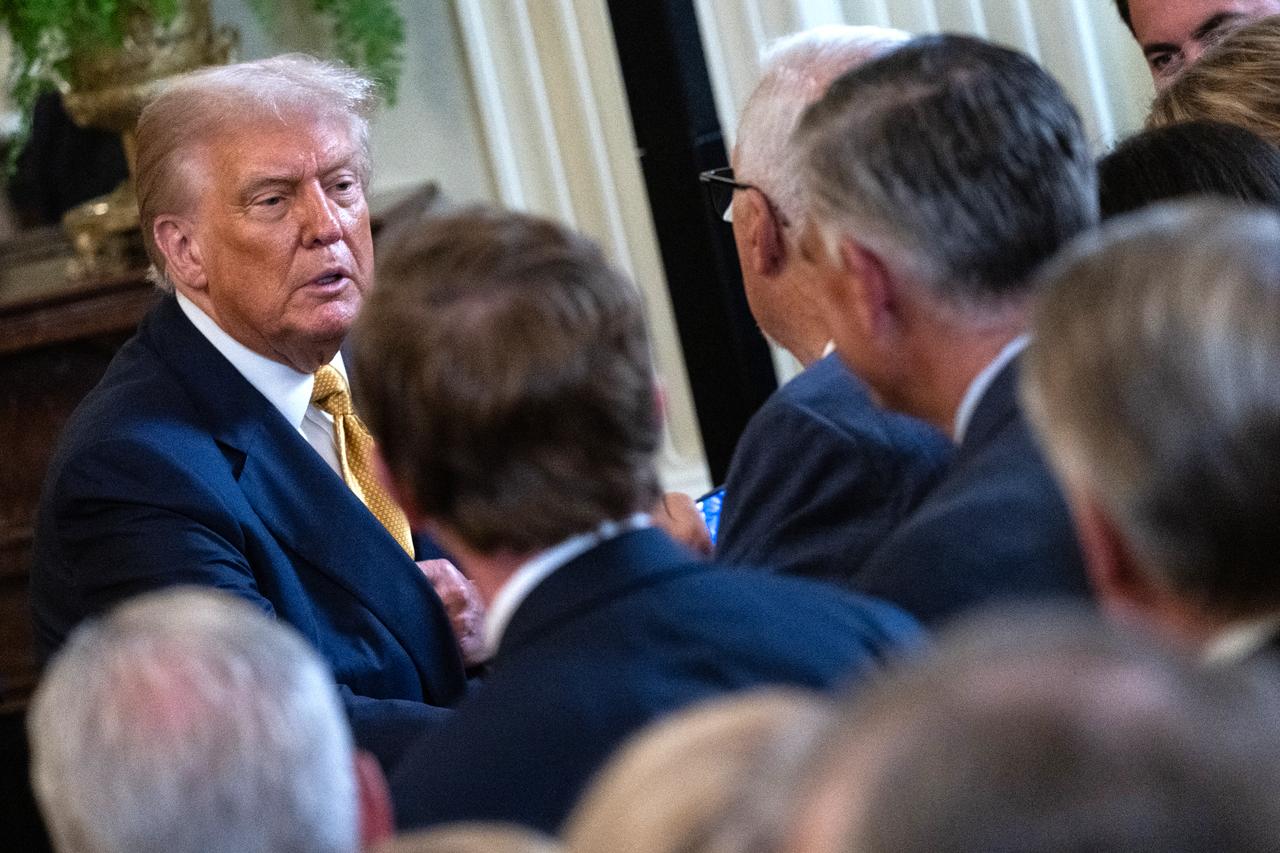 US Justice Department reportedly told Trump his name is in Epstein files Image