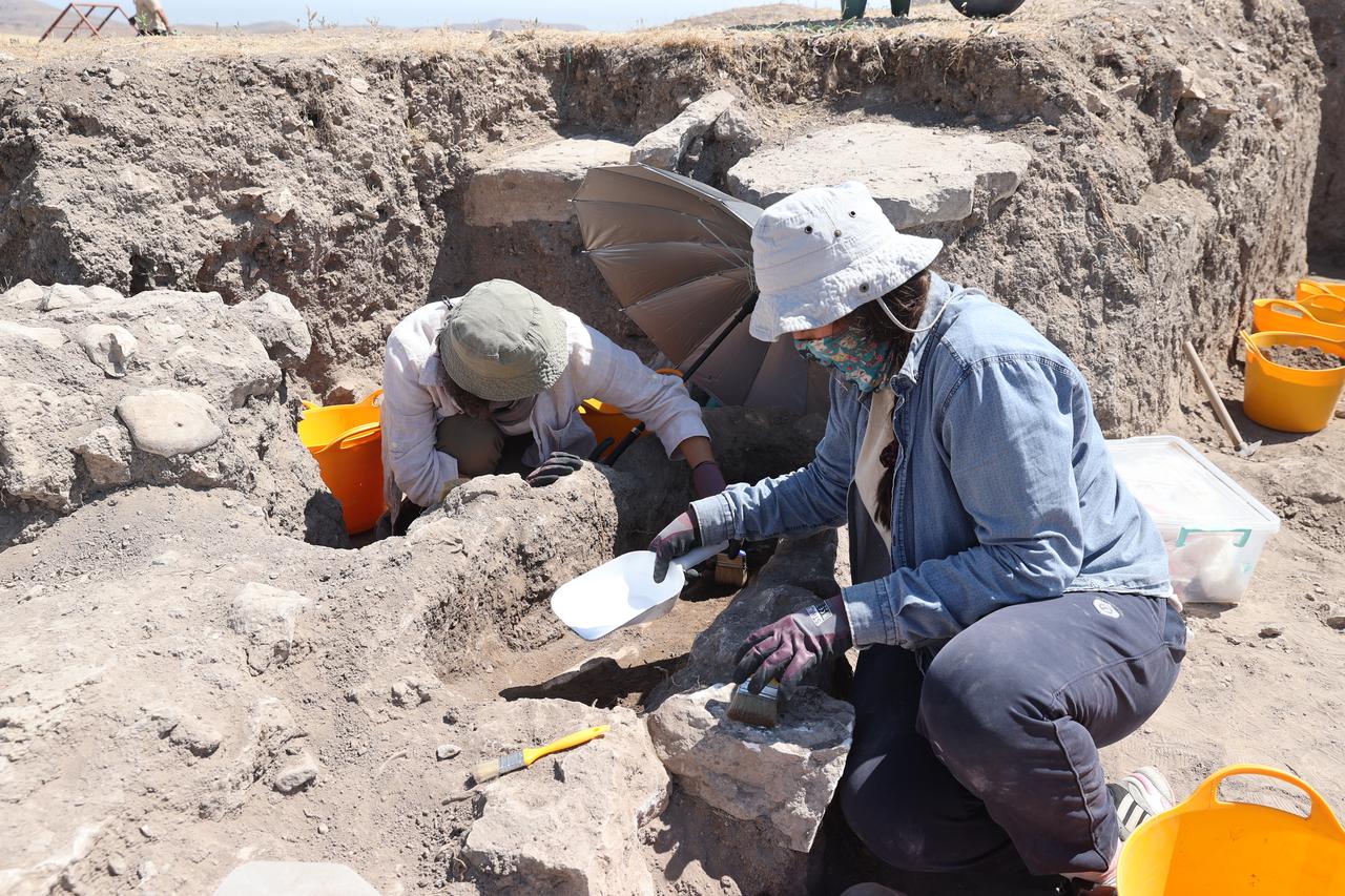 Archaeological excavations at Kayalipinar, the ancient Hittite settlement known as Samuha, located in Yildizeli district of Sivas, Türkiye, July 24, 2025. (AA Photo)