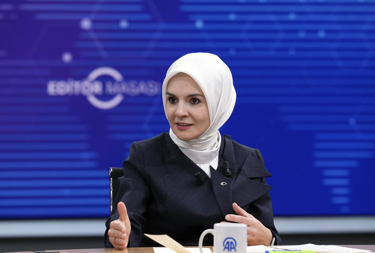 Family and Social Services Minister Mahinur Ozdemir Goktas speaks as a guest at Anadolu Agency's (AA) Editorial Desk, Ankara, Türkiye, Dec. 31, 2024. (AA Photo)