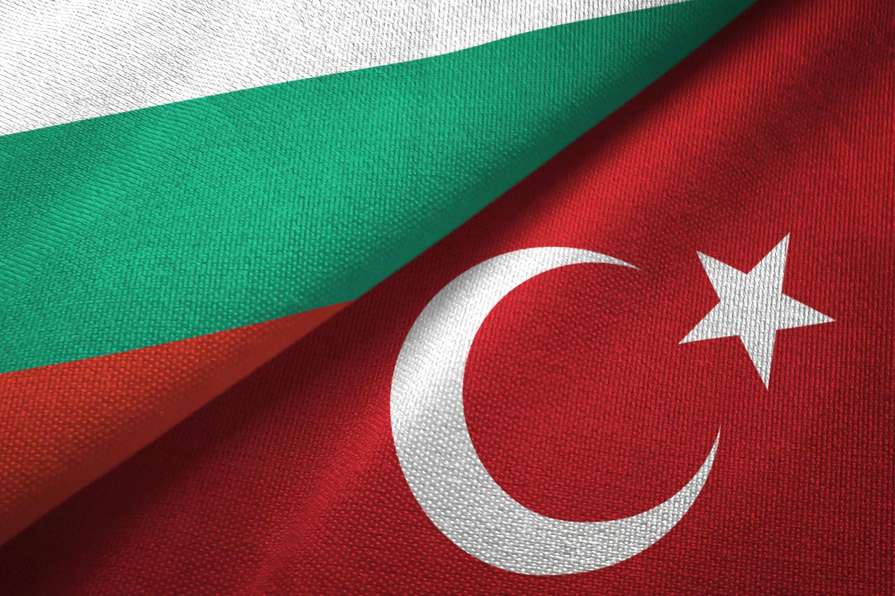 Flags of Türkiye and Bulgaria are being displayed side by side. (Adobe Stock Photo)