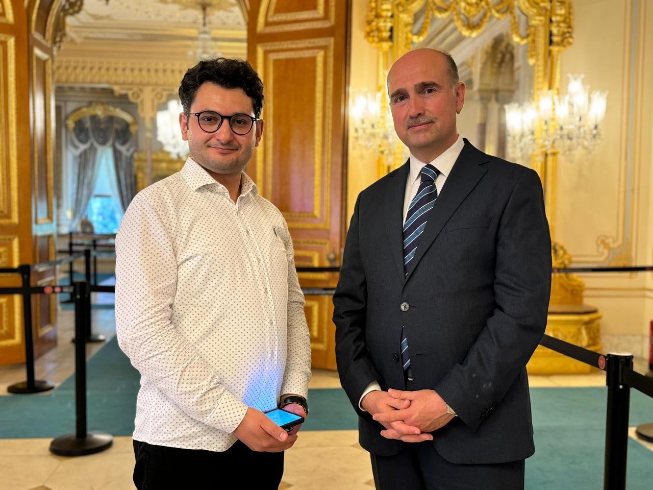 Yasin Yildiz, President of the National Palaces, with Murat Oztekin of Türkiye daily at Yildiz Palace in Istanbul, Türkiye, July 21, 2025. (Photo via Türkiye daily)