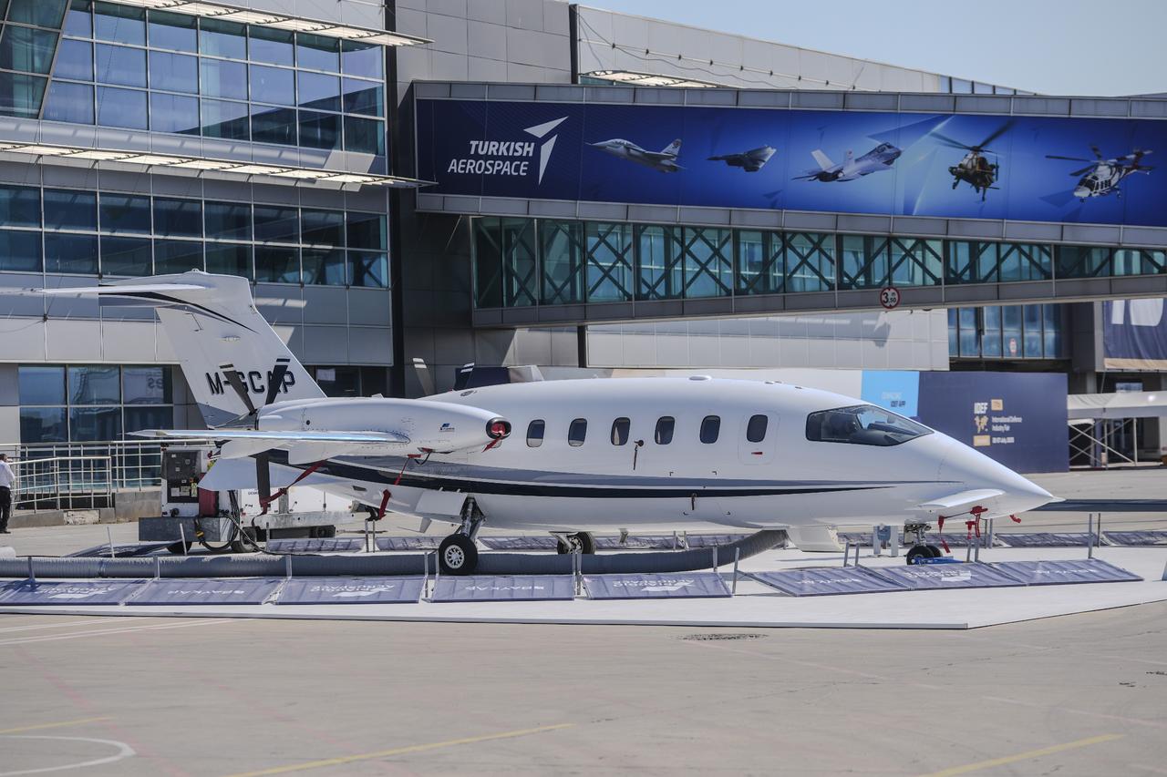 Baykar showcases Piaggio's Avanti EVO, 'Ferrari of the skies' at IDEF 2025