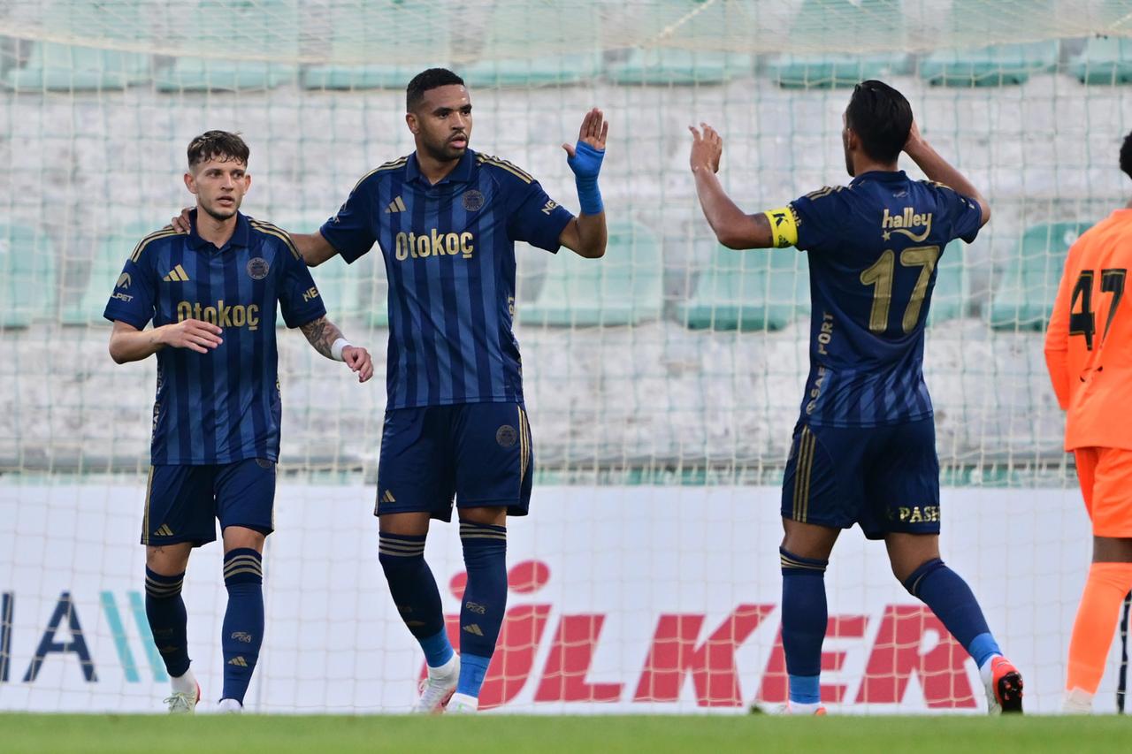 Fenerbahce to face Feyenoord on Aug. 6 in Champions League qualifiers Image