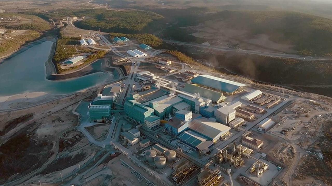Aerial view of the Kirka boron processing facility operated by Eti Maden in Eskisehir, Türkiye. (AA Photo)