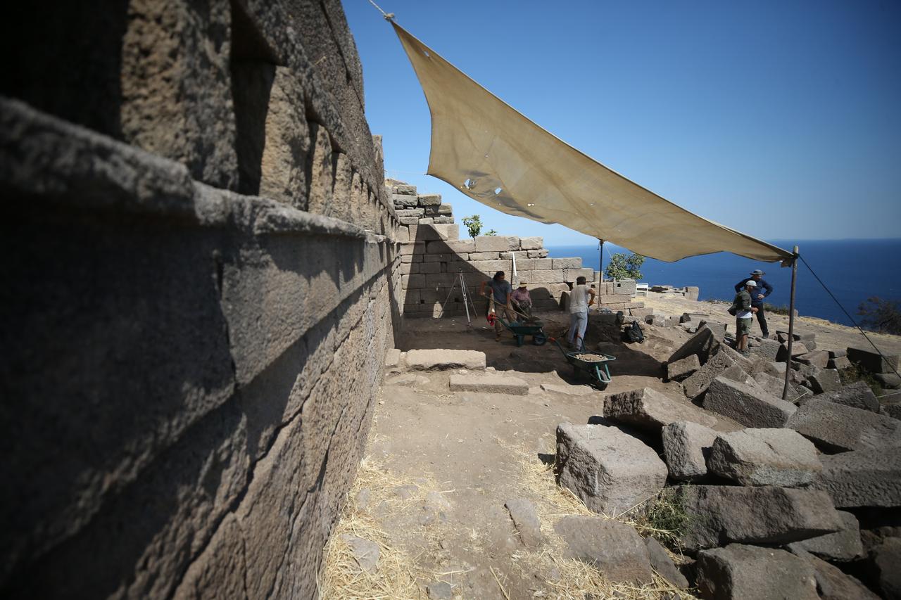 Excavation continues at the ancient city of Assos to uncover a 3,500-year-old, 110-meter-long stoa, Ayvacik district, Canakkale, Türkiye, July 26, 2025. (AA Photo)