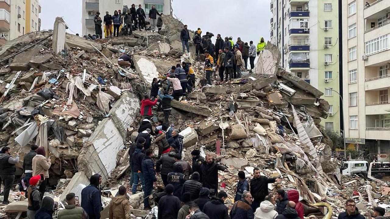 Earthquake today warning