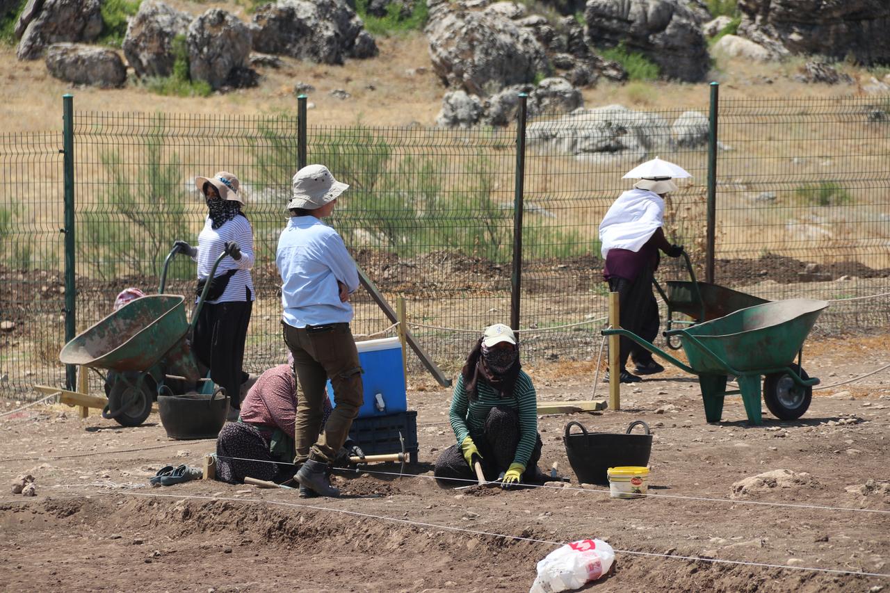 A view of the excavations on the eastern side of the 12,000-year-old Cayonu Mound in Ergani district of Diyarbakir, Türkiye, July 28, 2025. (AA Photo)
