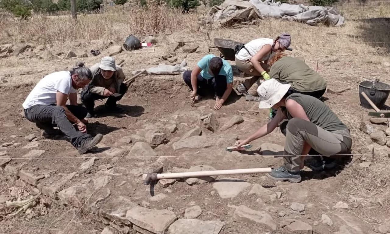 A view from the ongoing archaeological excavations at the Ugurlu-Zeytinlik settlement in Gokceada, Canakkale, Türkiye, July 25, 2025. (IHA Photo)