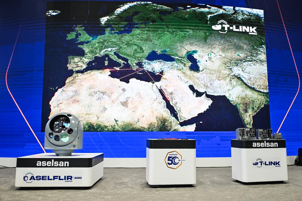 Aselsan unveils its cutting-edge Aselflir-600 Electro-Optical Reconnaissance, Surveillance and Targeting System, along with the domestically developed T-Link tactical communications solution, at the 17th International Defense Industry Fair (IDEF 2025) in Istanbul, Türkiye, July 24, 2025.