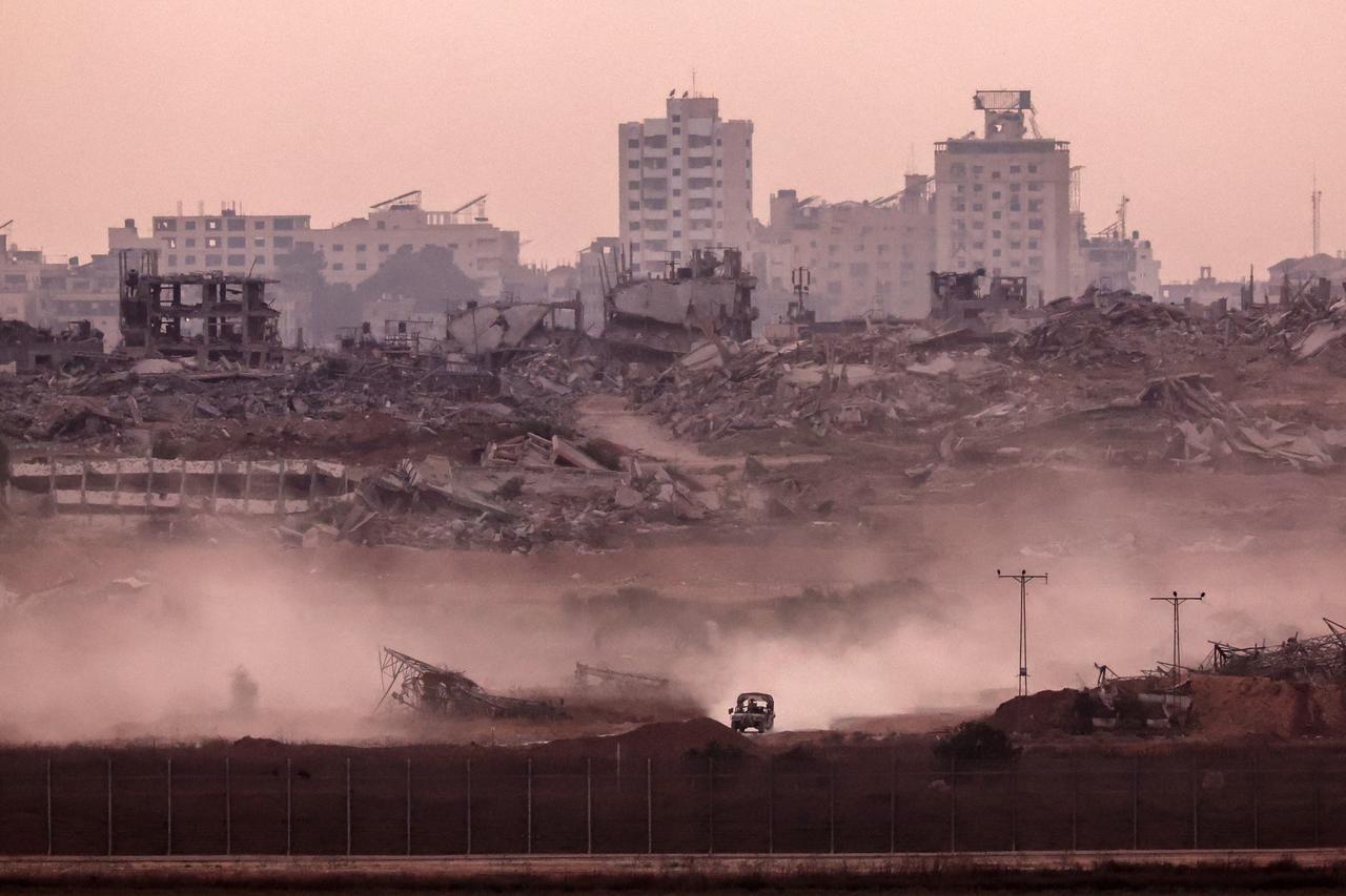 Hamas 'inclined' to accept new cease-fire proposal, Palestinian sources say Image