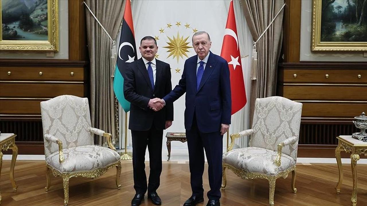 Turkish President Erdogan welcomes Libyan Premier Dbeibeh at Presidential Complex in capital Ankara, Türkiye on 15 January, 2025. (AA Photo)