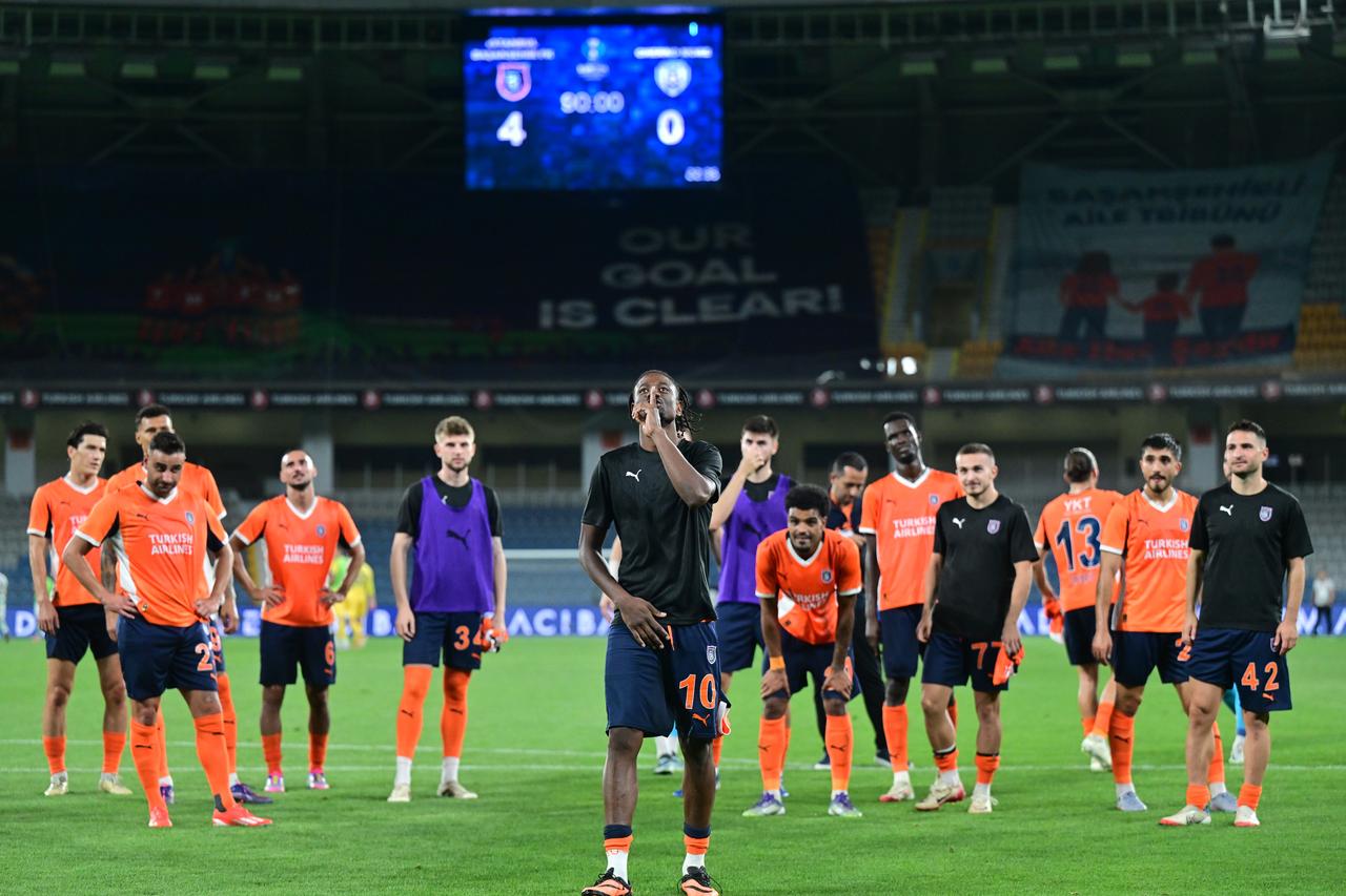 Nuno Da Costa (10) of Basaksehir and his teammates greet fans as they celebrated at the end of the UEFA Conference League second qualifying round second leg match between Basaksehir and Cherno More at Basaksehir Fatih Terim Stadium in Istanbul, Türkiye, on July 31, 2025. (AA Photo)