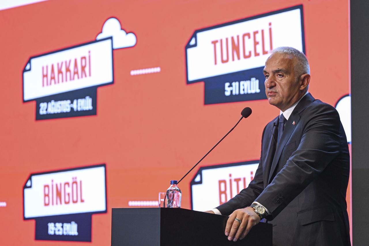 Türkiye launches 'Festival of Anatolia' to promote culture, unity in eastern regions Image